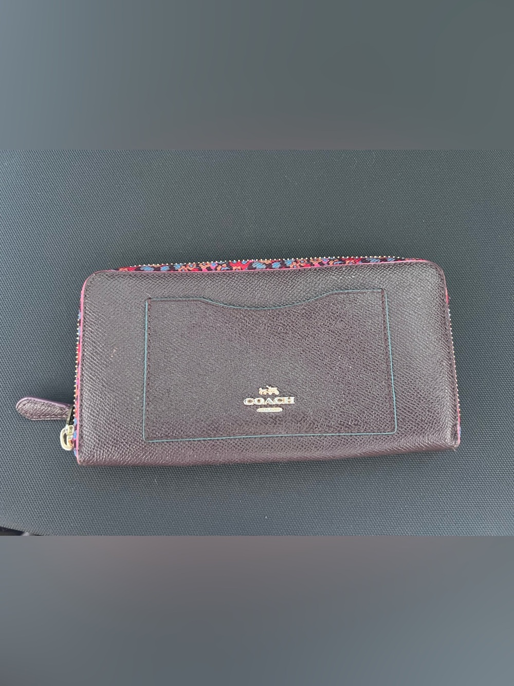 Coach Long Zipped Card Burgundy Wallet